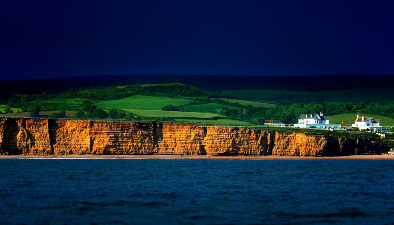 Hotel The Seaside Boarding House Burton Bradstock Exterior foto